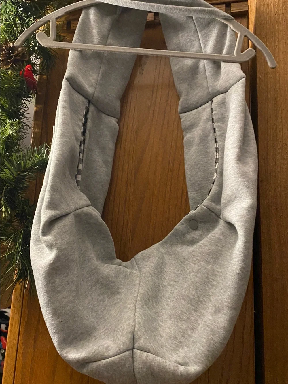 Gray Pet Sling Carrier – Comfortable Hands-Free Cat Travel Sling